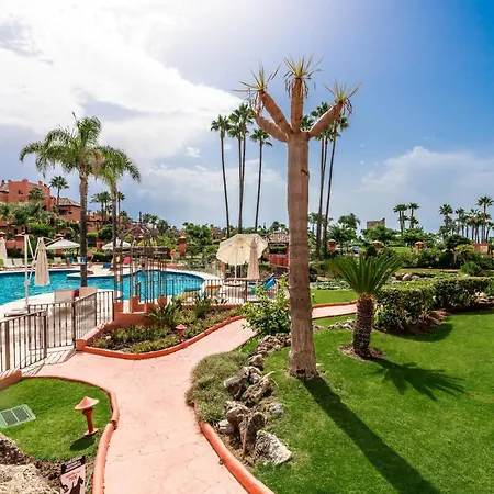 Cabo Bermejo Luxe - Luxury 3 Bedroom Sea Front * Estepona